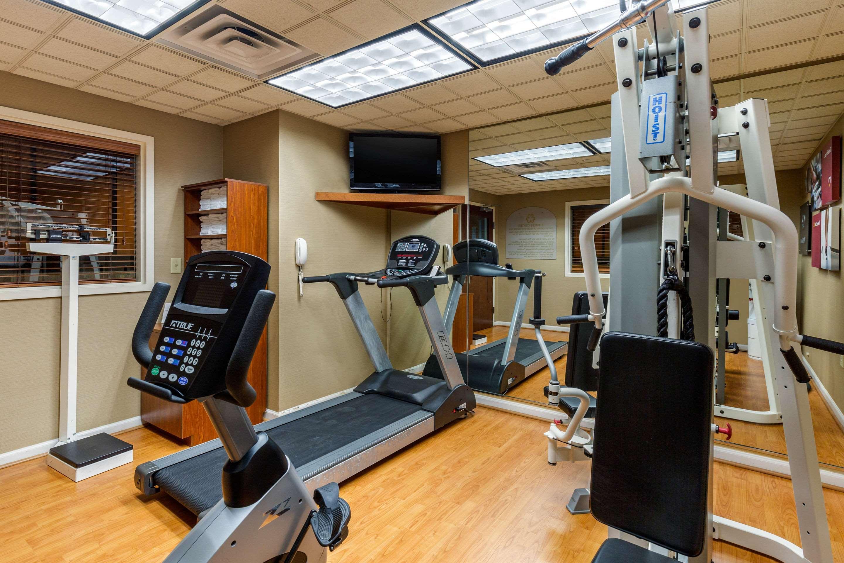 Holiday Inn Express & Suites Leesburg - Historic District By Ihg Екстериор снимка