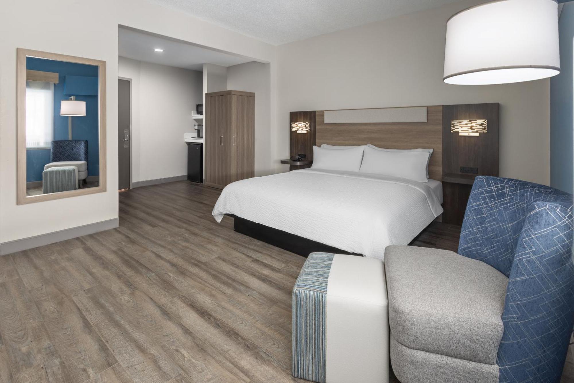 Holiday Inn Express & Suites Leesburg - Historic District By Ihg Екстериор снимка