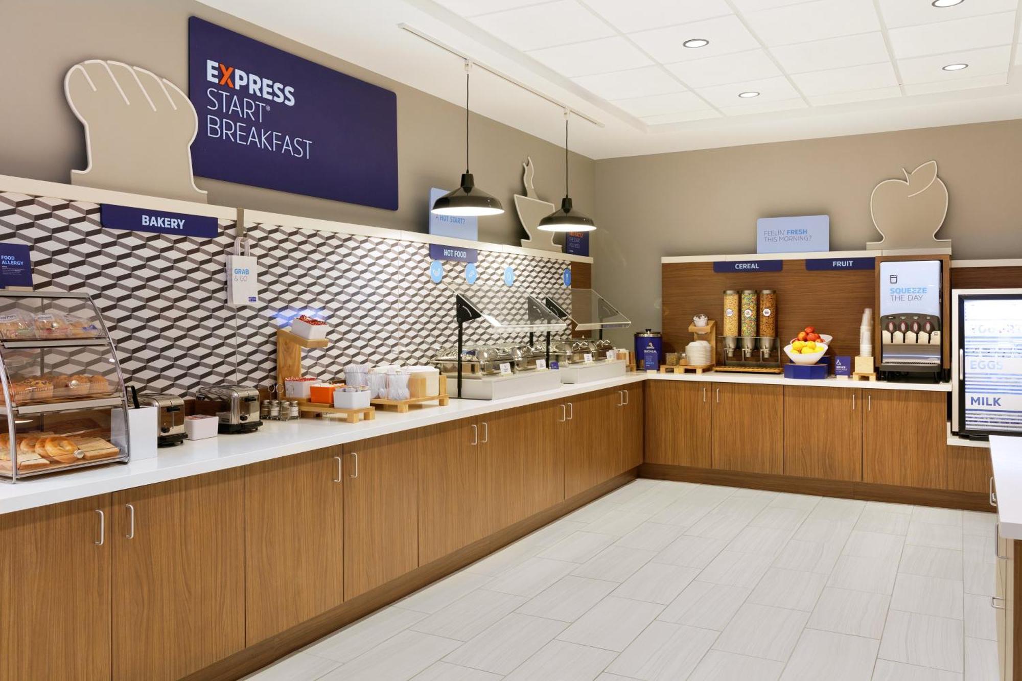Holiday Inn Express & Suites Leesburg - Historic District By Ihg Екстериор снимка